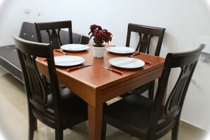 Departamento Confort, 3 habitaciones | Servicio a la habitación