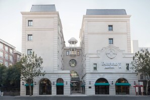Exterior - Fairfield by Marriott Shanghai Jingan (Shanghai)