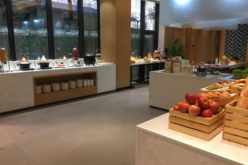 Fairfield by Marriott Shanghai Jingan