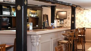 Interior - Axe & Compass Lodge (Leighton Buzzard)