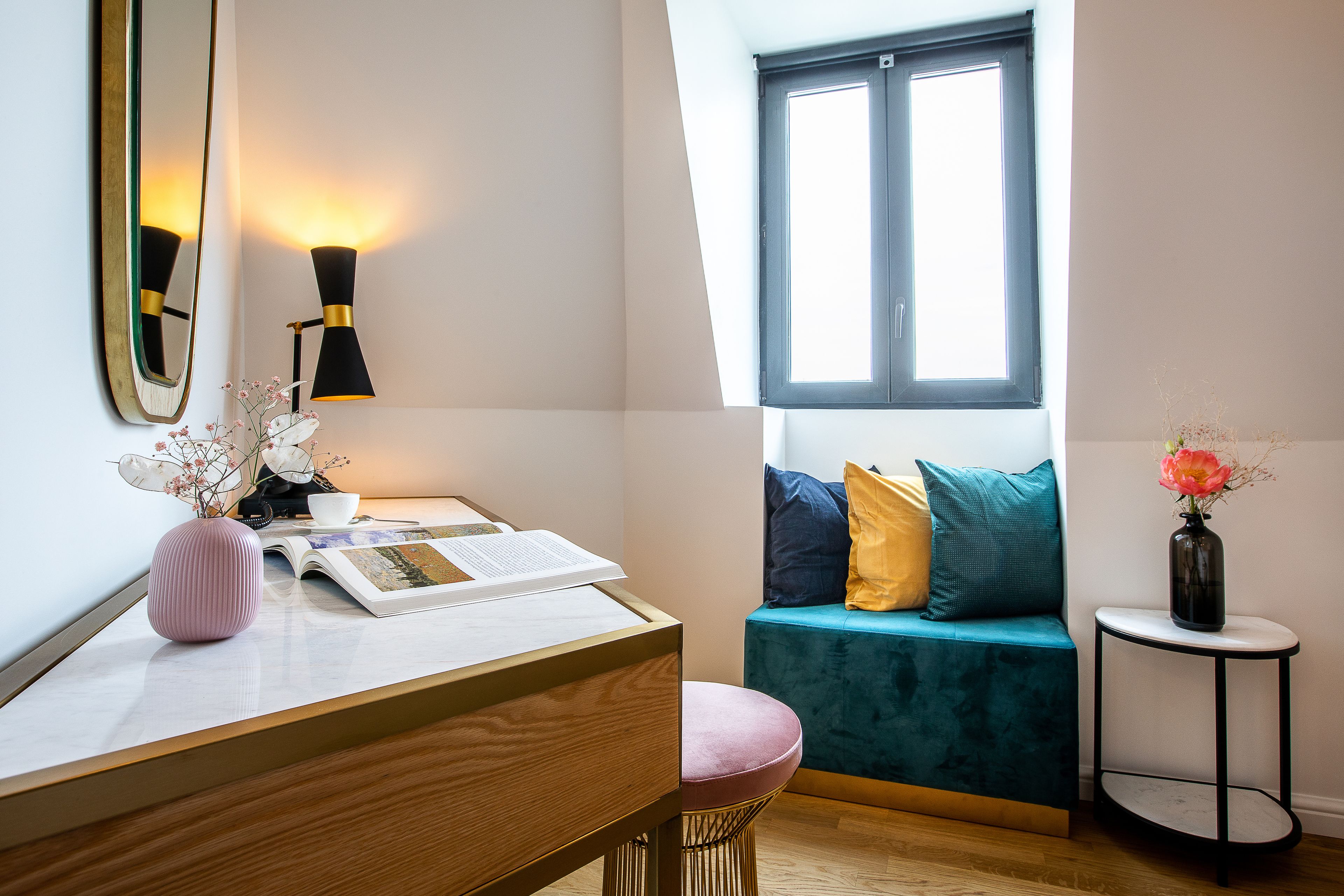 superior double room, 1 king bed | premium bedding, minibar, in-room safe, desk