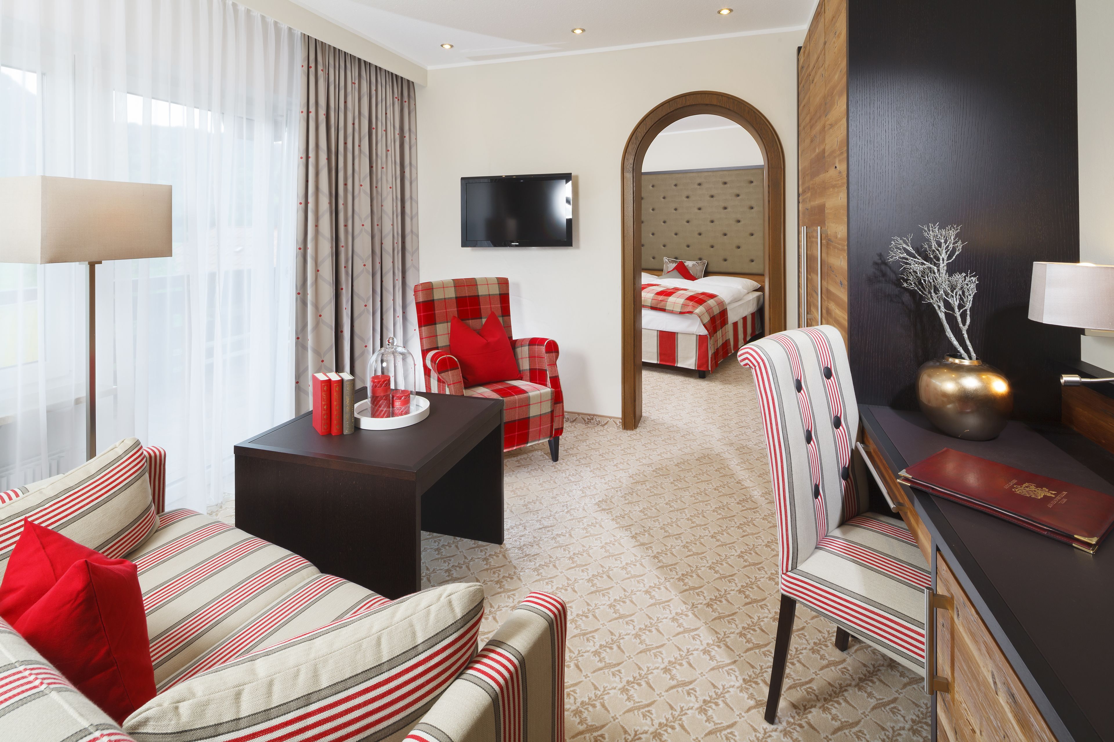 family suite, 1 bedroom | living area | flat-screen tv