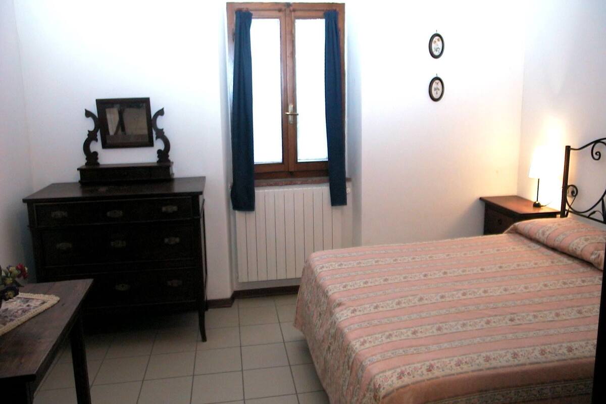 Appartement, 4 chambres | 1 chambre, literie de qualité supérieure, bureau