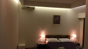 Unclassified image, 2 of 18, button - Guesthouse Noce Zagreb (Zagreb)