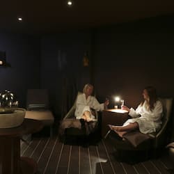 Couples treatment rooms, body treatments, hydrotherapy, aromatherapy
