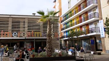 Vue depuis lâhĂ©bergement