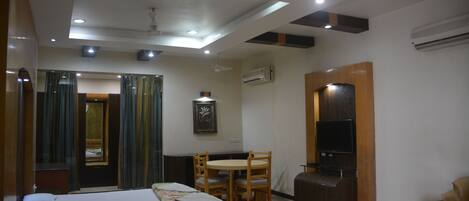 Coffre-fort, rideaux dâobscurcissement, accĂšs au Wi-Fi (inclus)