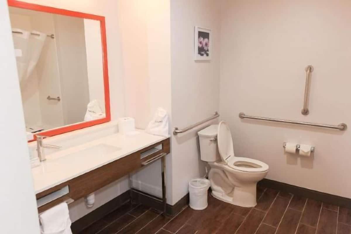 Baño | Ducha y bañera combinadas y cabezal de ducha con hidromasaje