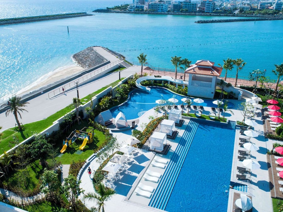 Indoor pool, seasonal outdoor pool, pool umbrellas, pool loungers