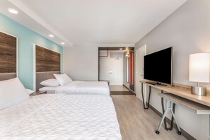 Premium bedding, in-room safe, desk, blackout curtains