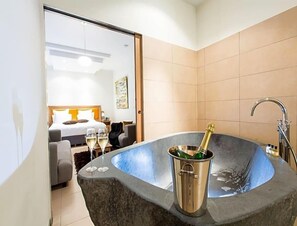 Pemandangan dari properti