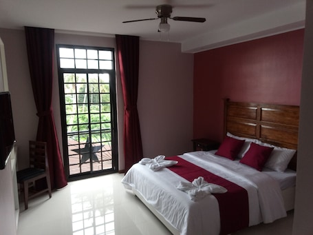 Desk, iron/ironing board, free WiFi, bed sheets. Answer Hotel