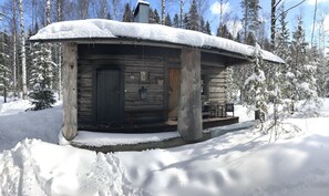 Tradisjonell hytte, 1 soverom, utsikt mot innsjø, ved innsjø | Skrivebord og ekstrasenger (mot et tillegg)