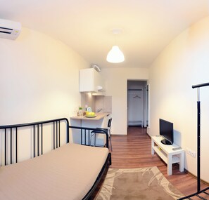 Comfort Apartment | Free WiFi - easeApartments on Panagyurishte str. (Sofia)
