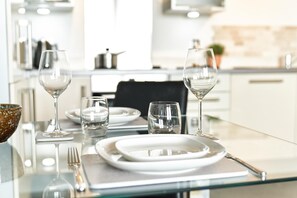Dining - Vizion Serviced Apartments S (Milton Keynes)