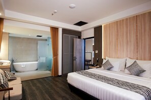 Presidential Suite with Breakfast | Safe på rommet og sengetøy