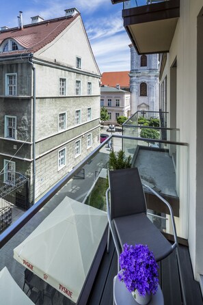 Balcony - UNIC Apartments Dominikańska (Poznan)