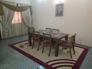 Presidential Suite | In-room safe, desk, free WiFi - Asaa Pyramid Hotel (Kaduna)