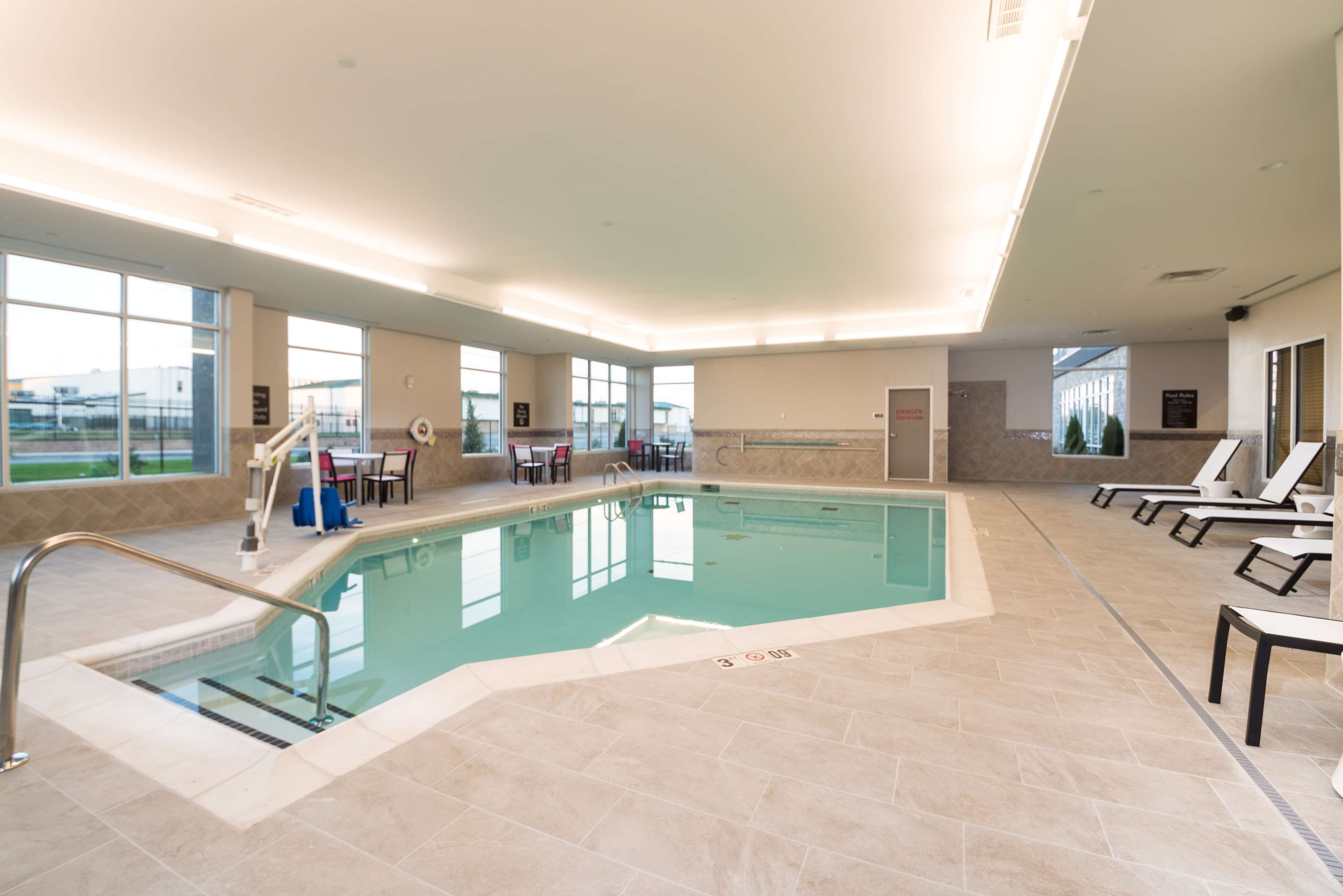 indoor pool, open 10:00 am to 10:00 pm, pool loungers