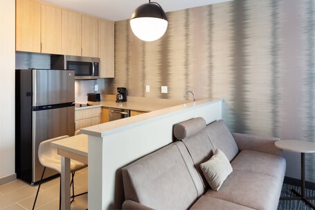 Residence Inn by Marriott Orlando at Millenia - Image 36