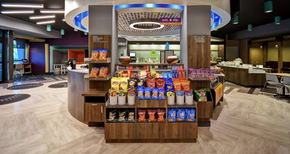 Tru by Hilton Sterling Heights Detroit