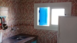 Family Apartment, 1 Bedroom | Private kitchenette - Dar Doukkala (Oualidia)