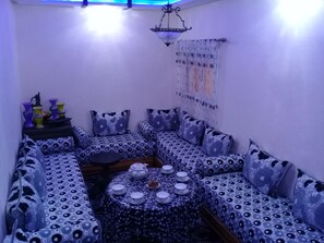 Familie appartement, 1 slaapkamer | Woonruimte | Plasmatelevisie