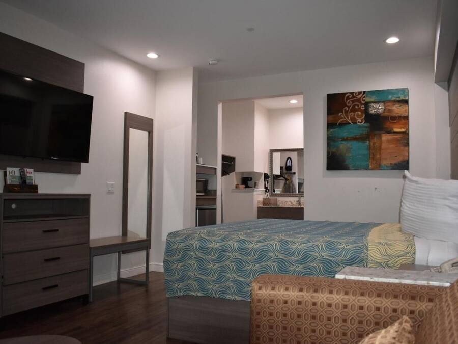 Luxe beddengoed, een bureau, een strijkplank/strijkijzer, gratis wifi