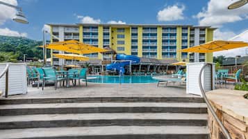 Indoor pool, 2 outdoor pools, pool umbrellas, sun loungers