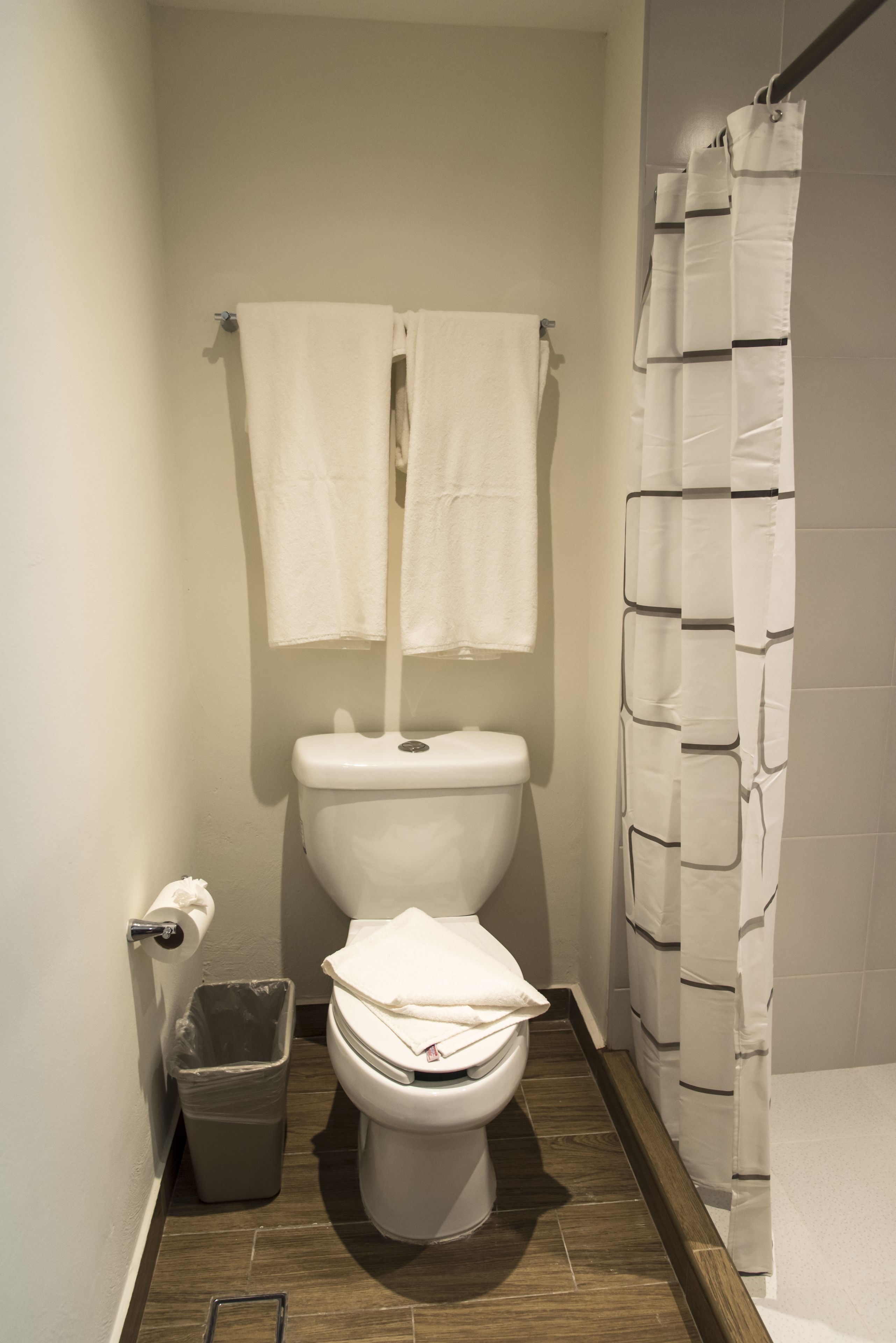 shower, free toiletries, towels, soap