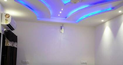 Hotel New SS Residency