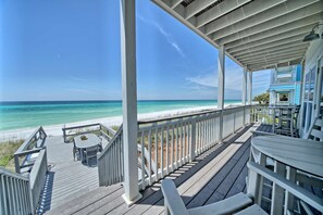 Unclassified image, 3 of 48, button