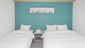 家庭雙床房 | 書桌、遮光布/窗簾、免費無線上網、床單