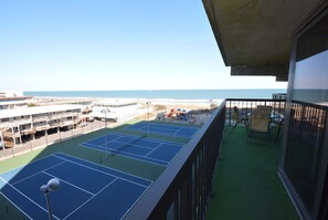 الإطلالة من المنشأة