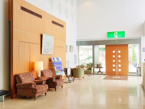 Lobby - Wisterian Life Club Usami (Ito)