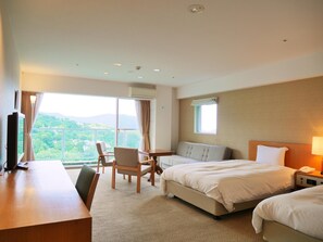 In-room safe, WiFi - Wisterian Life Club Usami (Ito)