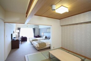 In-room safe, WiFi - Wisterian Life Club Usami (Ito)
