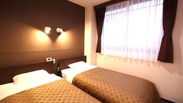 Desk, free WiFi, bed sheets