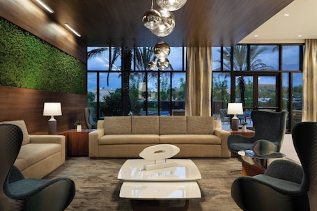 Lobby. SpringHill Suites by Marriott Orlando at Millenia