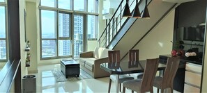 1 bedroom, Egyptian cotton sheets, premium bedding, pillow-top beds - KL Executive Greenbelt KLX (Makati)