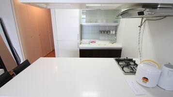 Room 1 | Private kitchenette