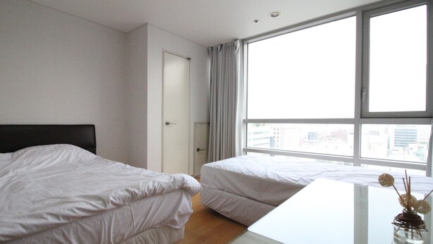 Room 1