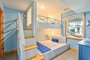 6 bedrooms, Internet, bed sheets - Crown Blessing | 198 ft from the Beach | Dog Friendly, Private Pool, Hot Tub | Corolla (Corolla)