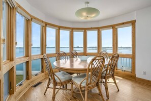 Dining - Charlotte's Morning Sun | Luxury Oyster Bay Waterfront w/ Unobstructed Views, Screened Porch & Dock (Chincoteague Island)