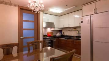 Apartment | In-room dining