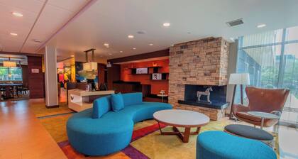 Fairfield Inn & Suites by Marriott Atlanta Woodstock