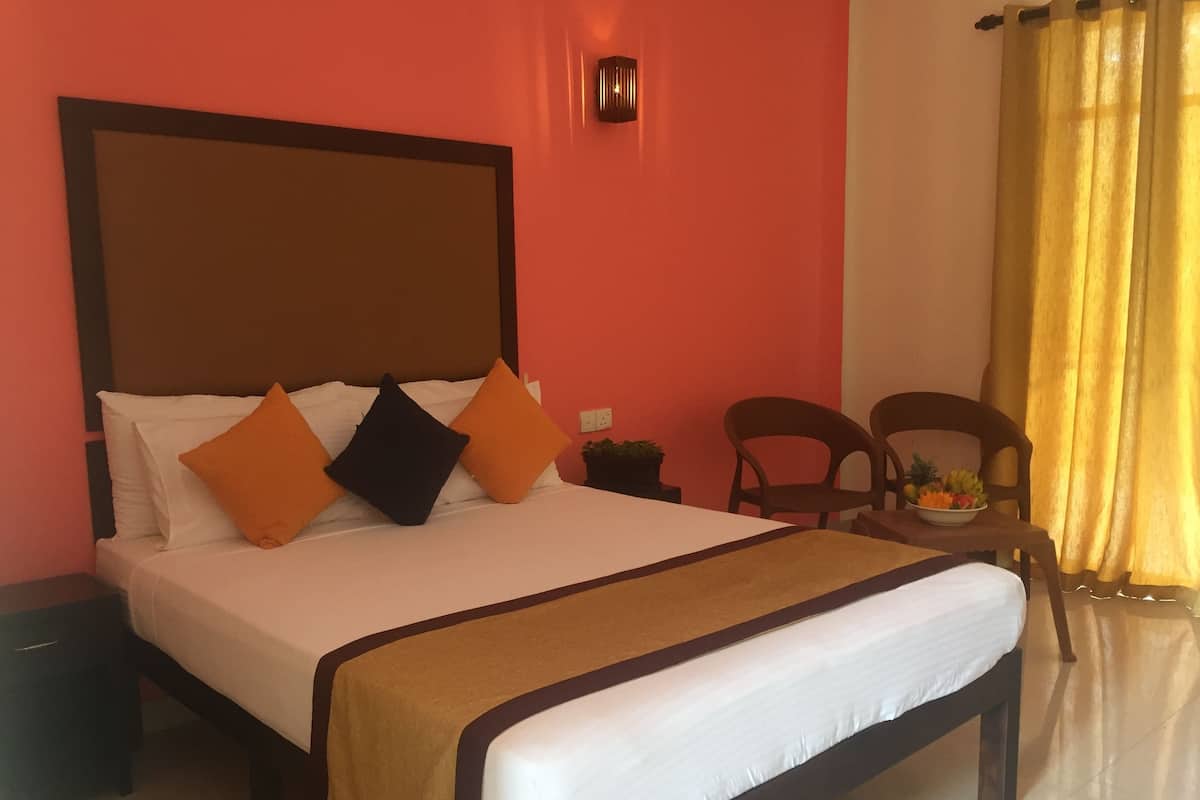 1 bedroom, hypo-allergenic bedding, down duvets, memory-foam beds