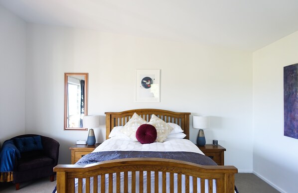 Studio, Mountain View - Tasman Hill Lodge - Adult Only (Upper Moutere)