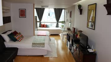 Room 1 | Free WiFi