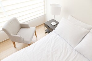 Royal Apartment, 1 Queen Bed, Refrigerator & Microwave | 1 bedroom, free WiFi - Galleria Palace 1 (Seoul)